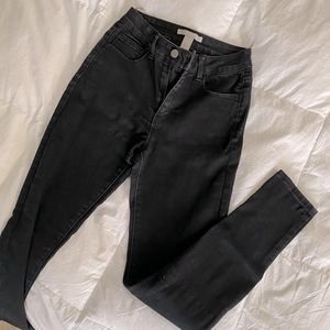 High waisted black skinny jeans